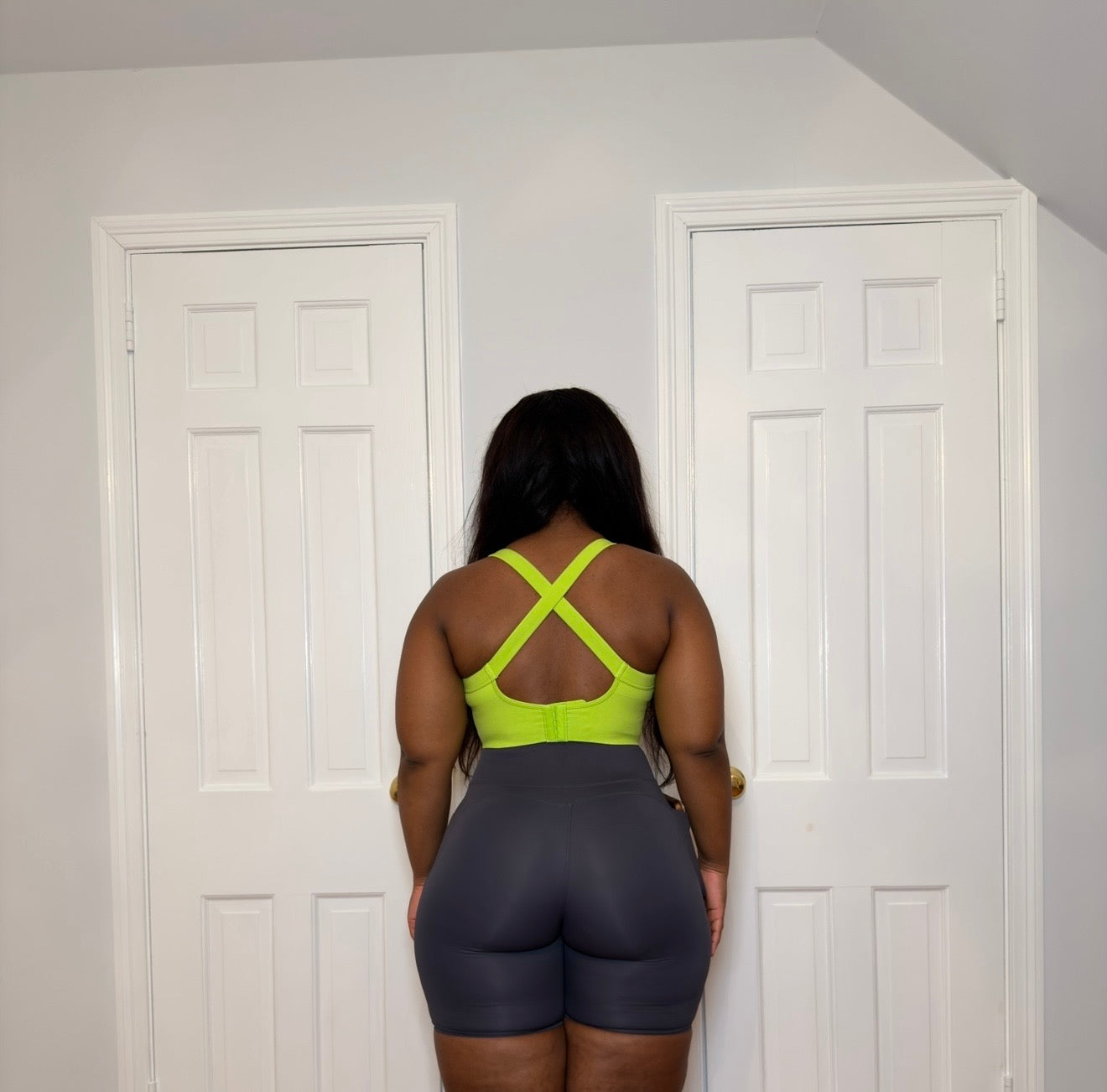 PowerFit knee pocket biker shorts